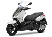 Yamaha X-Max 250